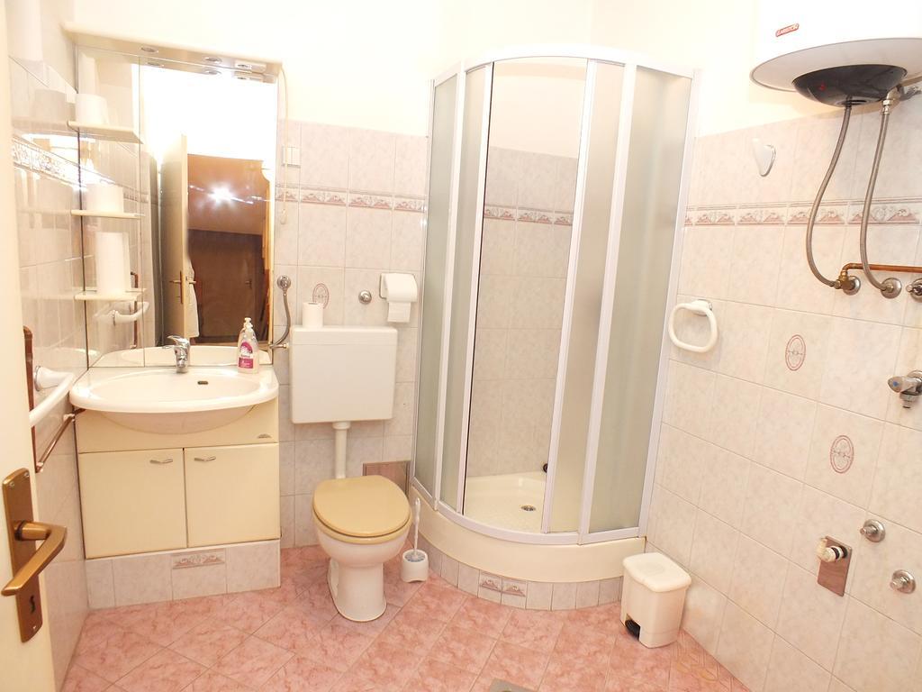 Biba Rooms Karlovac Eksteriør bilde